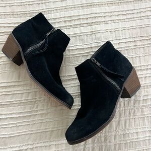 Aldo Black Genuine Suede Ankle Boots size 8